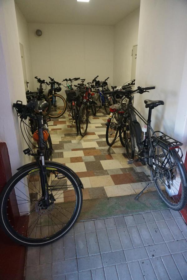 Hotel Am Bahnhof Βάρεν Εξωτερικό φωτογραφία